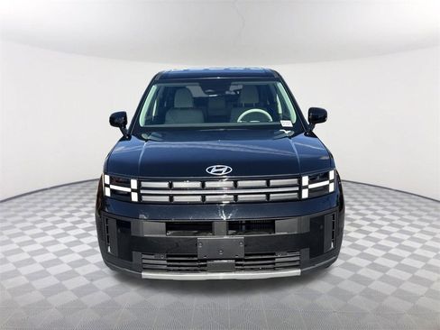 Used 2024 Hyundai Santa Fe SE image 2