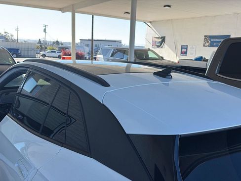 Used 2023 Volkswagen ID.4 Pro S image 27