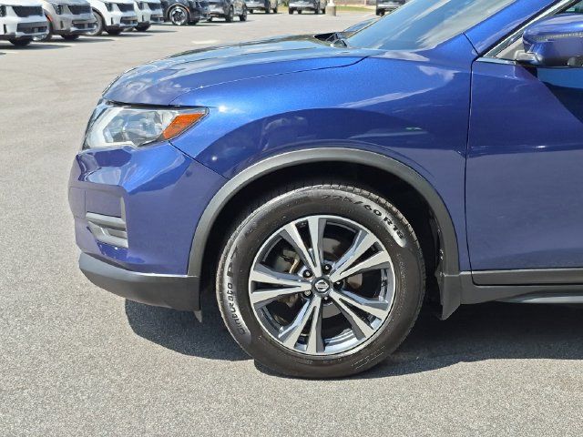 Used 2020 Nissan Rogue SV w/ Premium Package FWD image 9