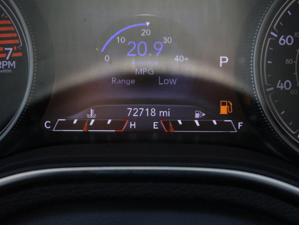Used 2020 Jeep Cherokee Limited FWD image 30