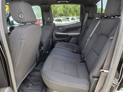 Used 2025 Chevrolet Colorado LT AWD/4WD image 14