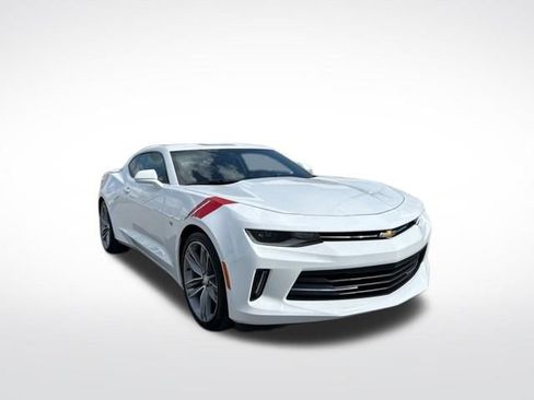 Used 2017 Chevrolet Camaro LT image 1