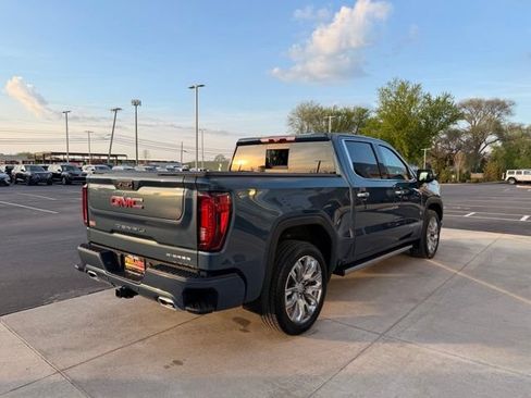 Used 2024 GMC Sierra 1500 Denali AWD/4WD image 12