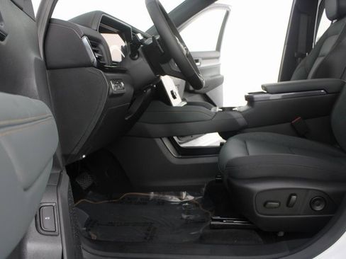 New 2026 GMC Terrain AT4 w/ Convenience Package III image 19