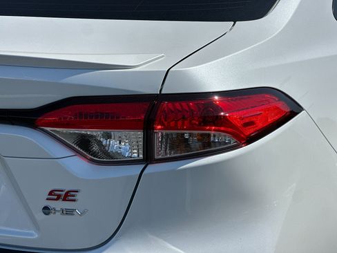 New 2026 Toyota Corolla SE FWD image 30