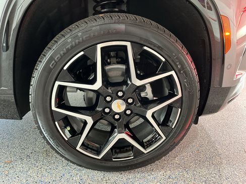 New 2026 Chevrolet Traverse High Country w/ LPO, Floor Liner Package FWD image 35