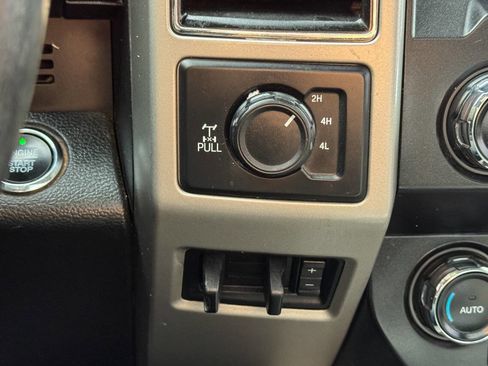 Used 2019 Ford F250 Lariat w/ Lariat Ultimate Package image 37