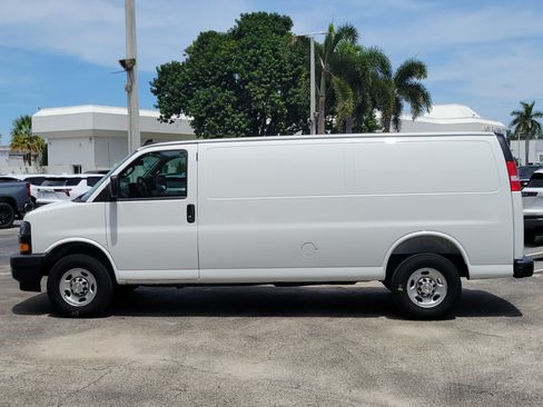 Used 2025 Chevrolet Express 2500 Extended w/ Driver Convenience Package RWD image 6