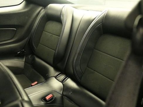 Used 2016 Ford Mustang Shelby GT350 w/ Technology Package RWD image 19