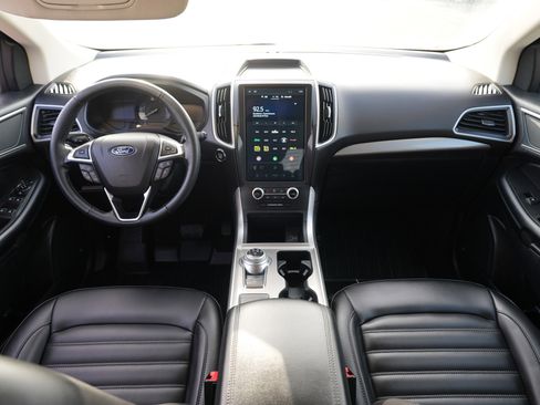 Used 2024 Ford Edge SEL w/ Convenience Package image 31