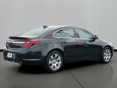 Used 2015 Buick Regal Premium w/ Experience Buick Package image 3