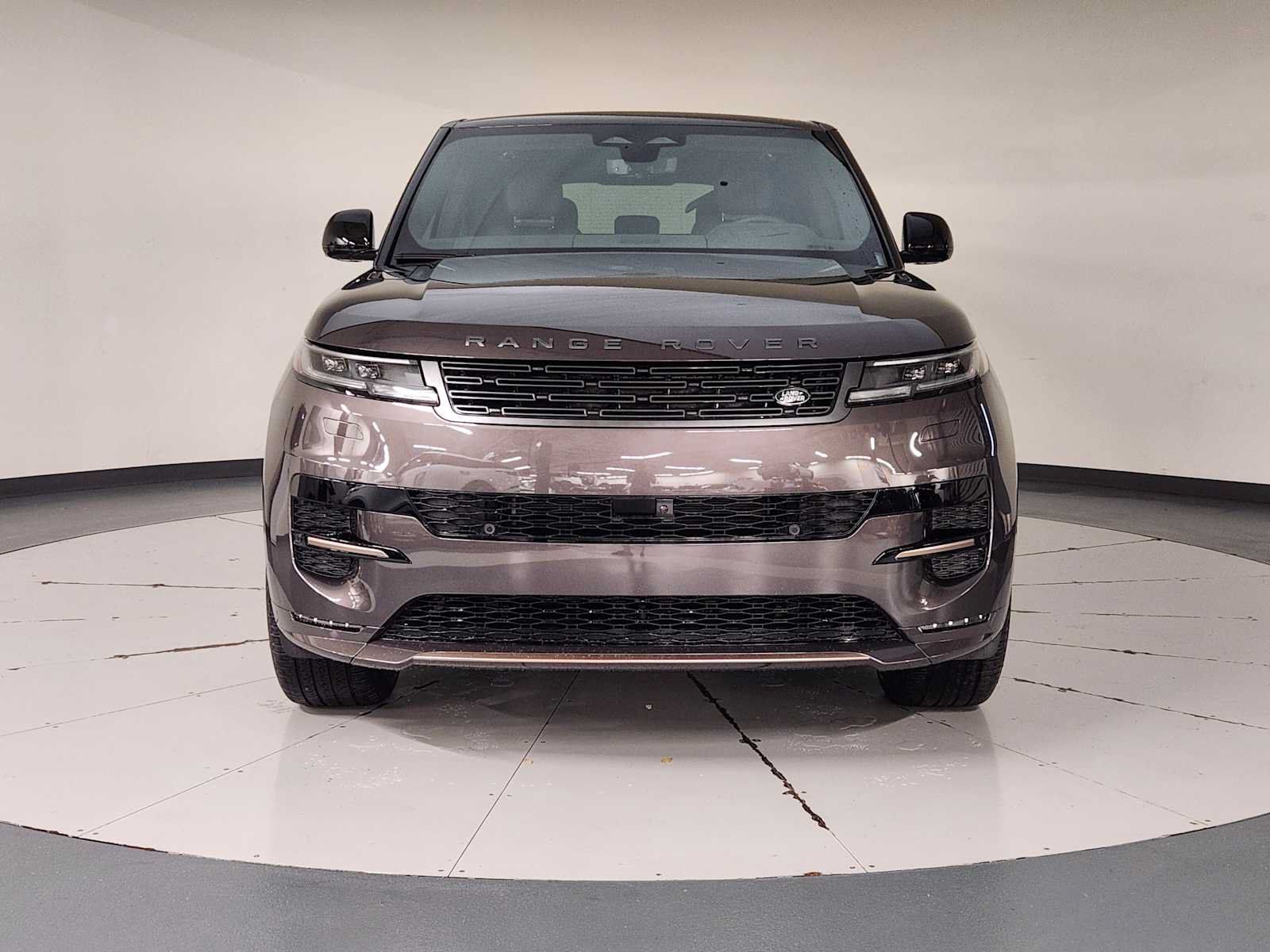 New 2026 Land Rover Range Rover Sport Dynamic SE AWD/4WD image 9
