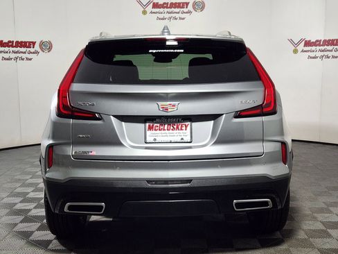 Used 2024 Cadillac XT4 Premium Luxury image 7
