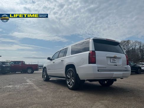 Used 2018 Chevrolet Suburban Premier image 6