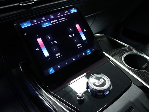 Used 2025 Cadillac Escalade IQ Luxury 1 image 24