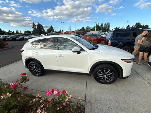 Used 2017 MAZDA CX-5 Grand Touring w/ Premium Package AWD/4WD image 2