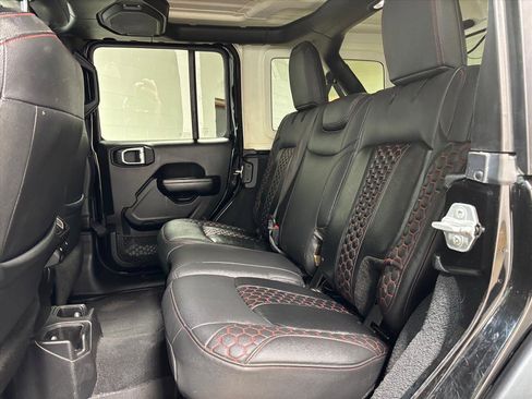 Used 2020 Jeep Wrangler Unlimited Sport S image 26