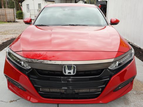 Used 2018 Honda Accord Sport image 6