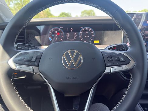 New 2026 Volkswagen Tiguan S FWD image 15