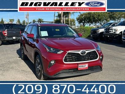 Used 2024 Toyota Highlander XLE