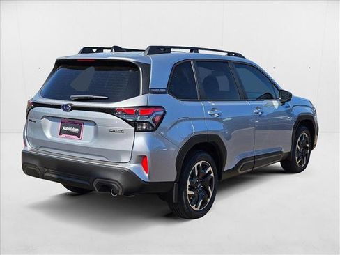 Used 2025 Subaru Forester Limited w/ Popular Package AWD/4WD image 2