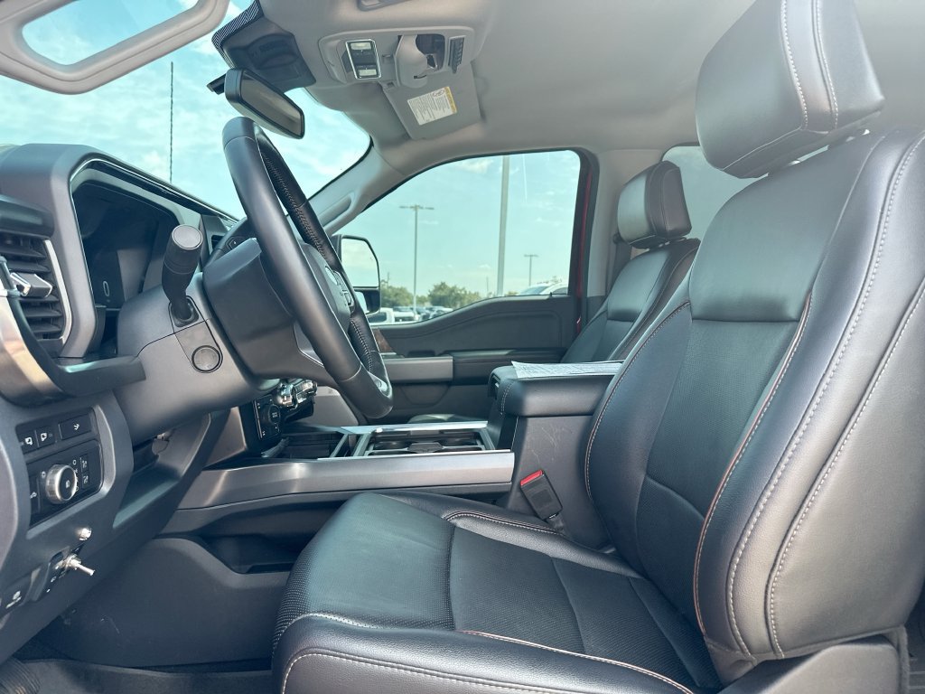 Used 2024 Ford F250 Lariat w/ Sport Appearance Package AWD/4WD image 8