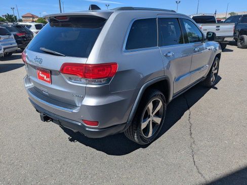 Used 2014 Jeep Grand Cherokee Limited w/ Trailer Tow Group IV AWD/4WD image 5