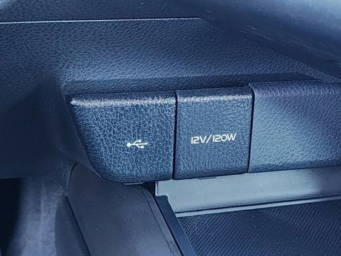 Used 2023 Toyota Camry SE image 25