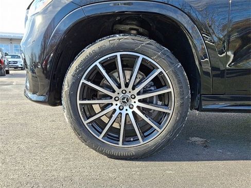 Certified 2025 Mercedes-Benz GLS 450 4MATIC image 8