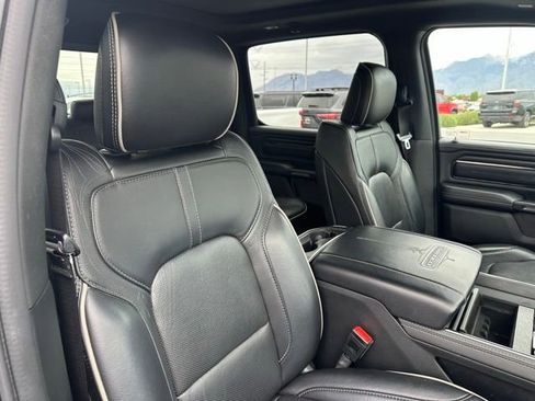 Used 2022 RAM 1500 Limited AWD/4WD image 19