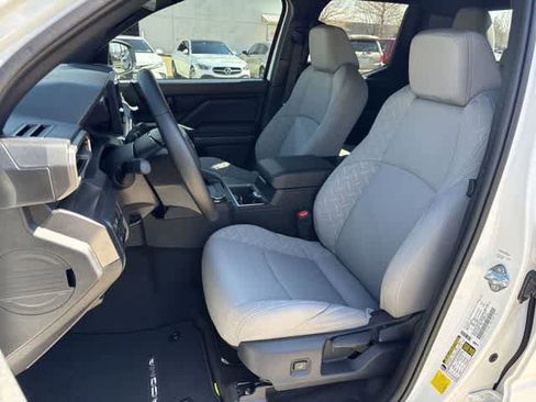 New 2026 Toyota Tacoma SR5 AWD/4WD image 13