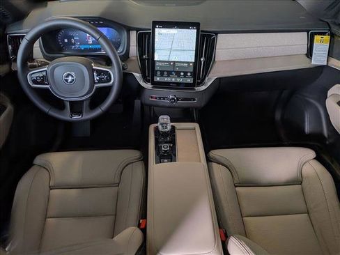New 2026 Volvo XC90 T8 Ultra w/ Protection Package Premier AWD/4WD image 16