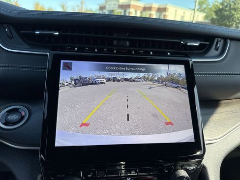 New 2025 Jeep Grand Cherokee L Limited w/ Trailer Tow Package image 26