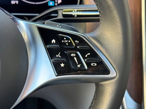 Certified 2024 Mercedes-Benz GLC 300 image 30