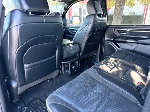 Used 2025 RAM 1500 Laramie AWD/4WD image 24