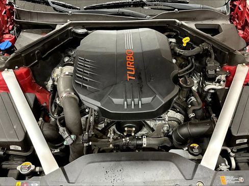 Used 2018 Kia Stinger GT2 image 10