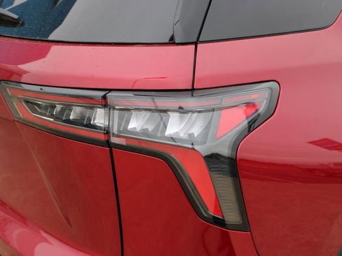 New 2026 Chevrolet Equinox RS w/ LPO, Floor Liner Package image 12