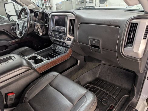 Used 2016 GMC Sierra 2500 SLT image 19