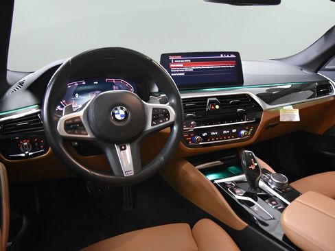 Used 2023 BMW 530i w/ M Sport Package RWD image 36