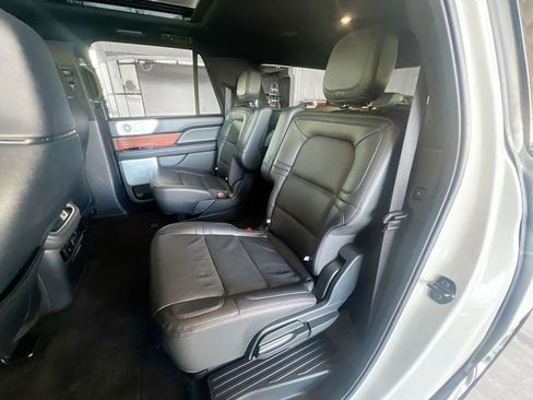 Used 2024 Lincoln Navigator L Reserve AWD/4WD image 26