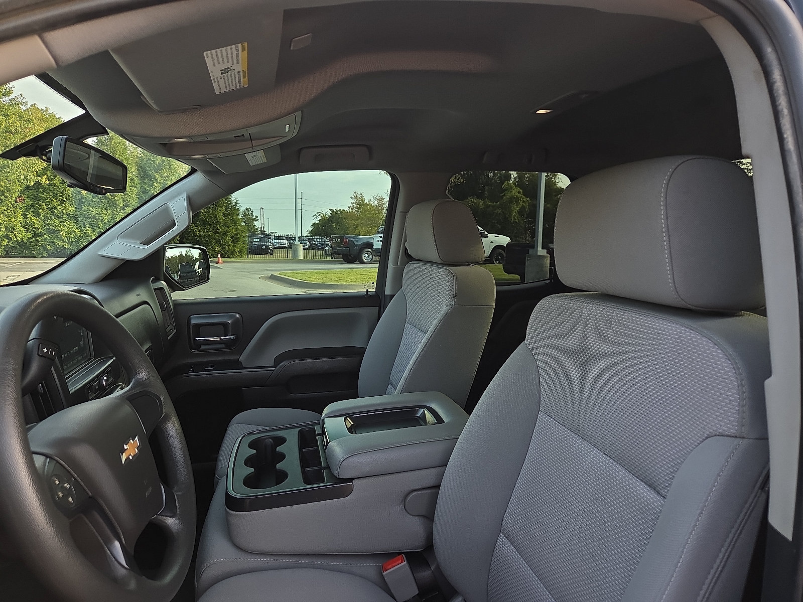 Used 2019 Chevrolet Silverado 1500 Custom w/ Custom Convenience Package RWD image 13