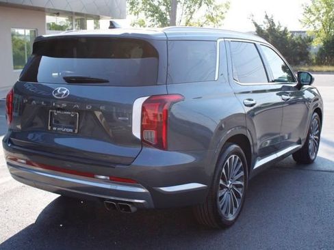 Certified 2025 Hyundai Palisade Calligraphy AWD/4WD image 3