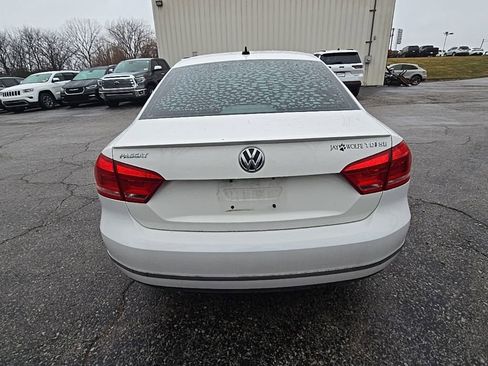 Used 2014 Volkswagen Passat TDI SE FWD image 6