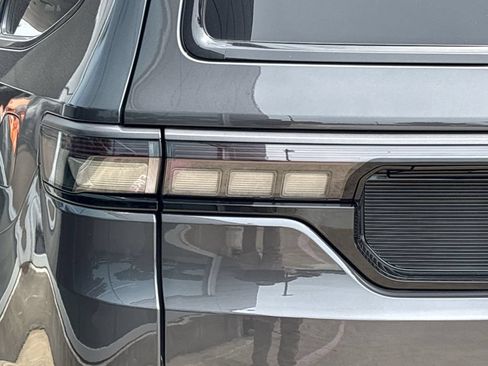 New 2026 Jeep Grand Wagoneer 4WD image 5