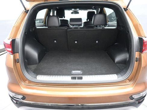 Used 2020 Kia Sportage S image 21