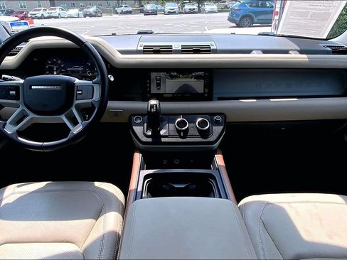 Used 2024 Land Rover Defender 110 S AWD/4WD image 15