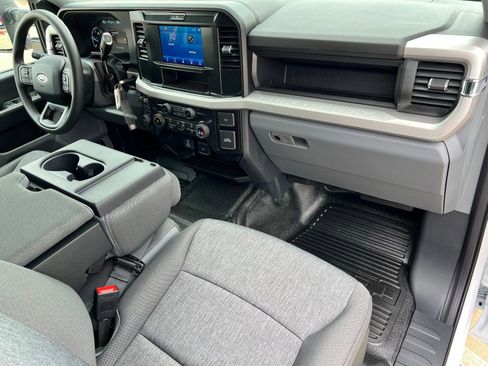 New 2026 Ford F350 4x4 Regular Cab Super Duty image 17