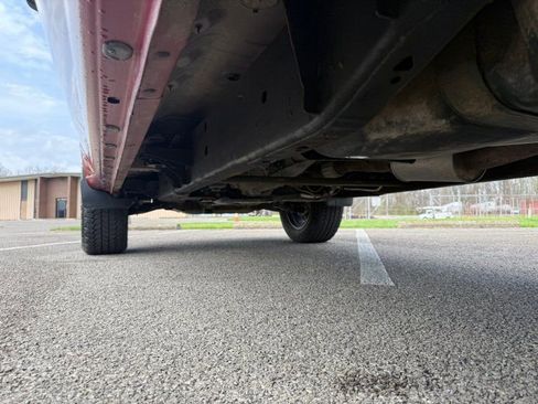 Used 2025 Chevrolet Silverado 1500 LT Trail Boss w/ Convenience Package II image 9