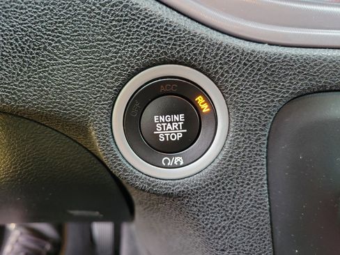 Used 2023 Dodge Charger R/T w/ Blacktop Package image 27