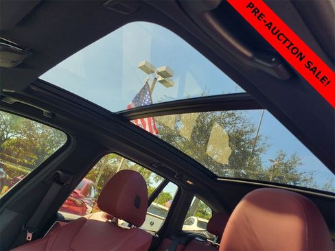 Used 2024 BMW X3 sDrive30i w/ Premium Package image 19